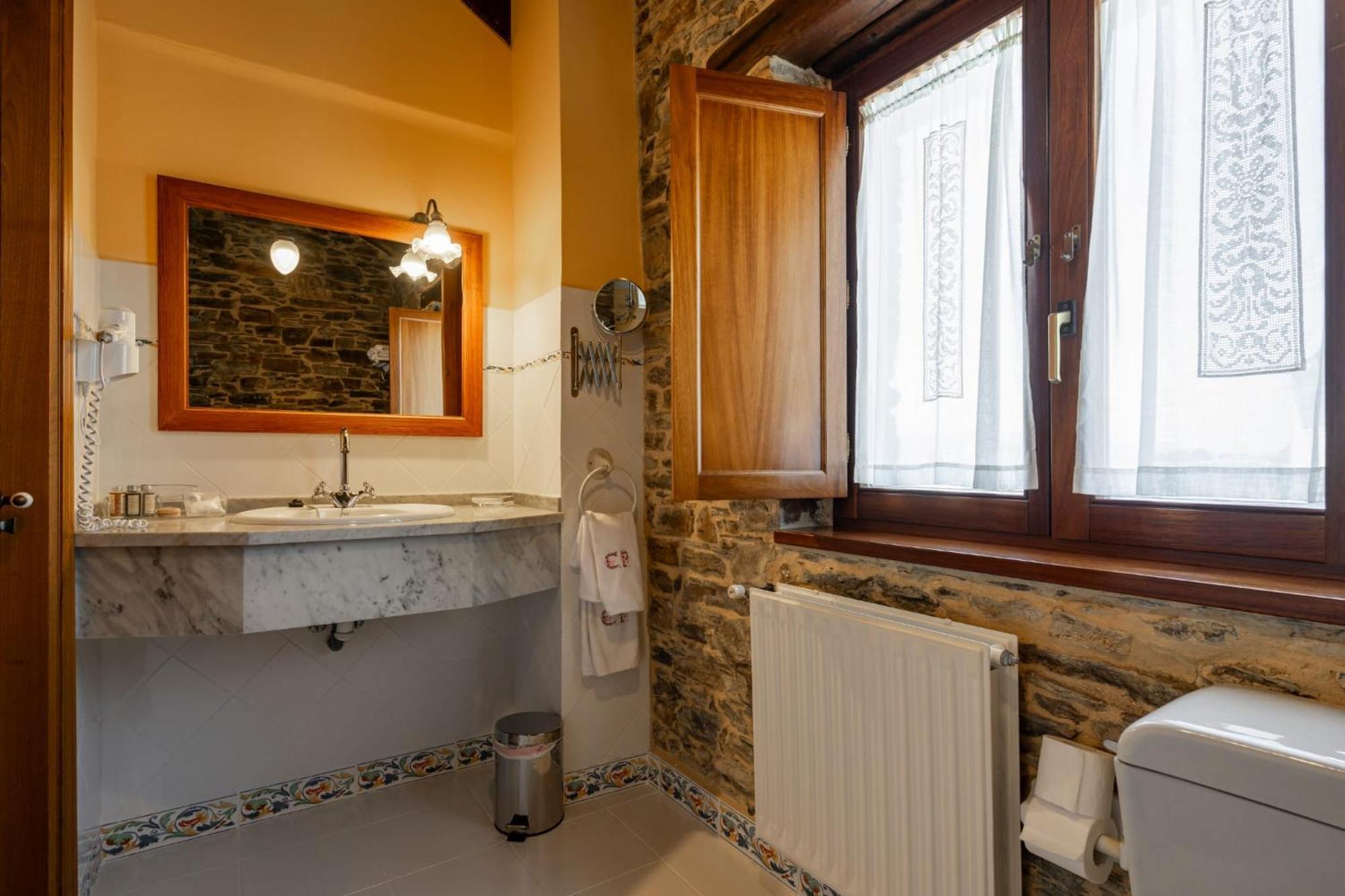 Casa Peleyon Bed & Breakfast Castropol Dış mekan fotoğraf