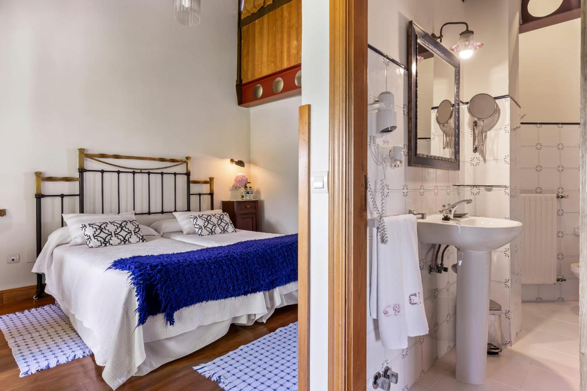 Casa Peleyon Bed & Breakfast Castropol Dış mekan fotoğraf